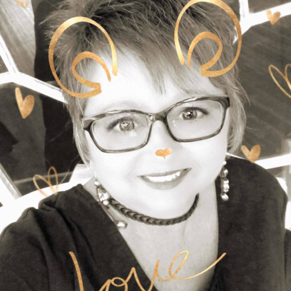 Meet your Posher, Lynne